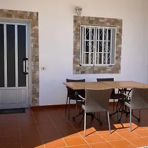 Casa Yamile Сasa de vacaciones Tarajalejo